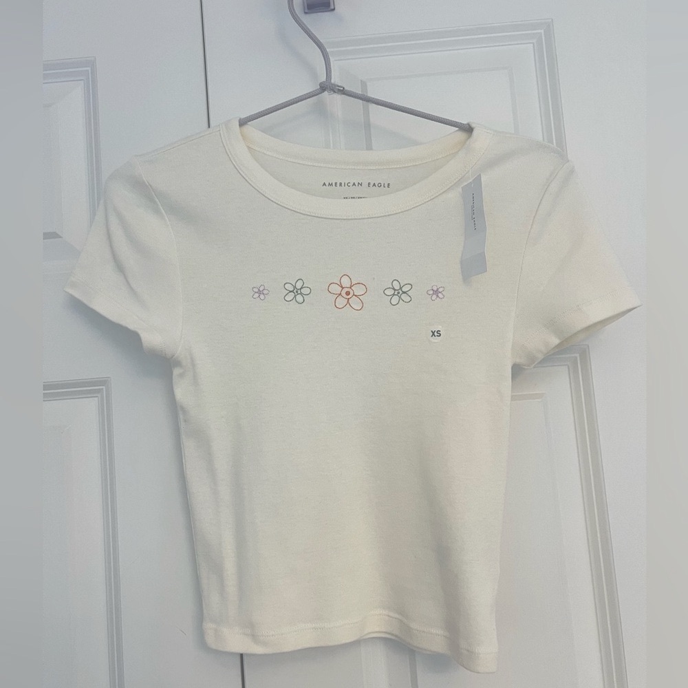 American Eagle Light Yellow Baby Tee with Stitched Flowers